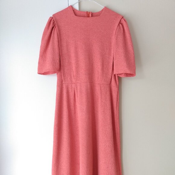 Mennonite Cape Dress 40" Bust 34" Waist Pink Modest Stretchy Textured - Picture 1 of 14